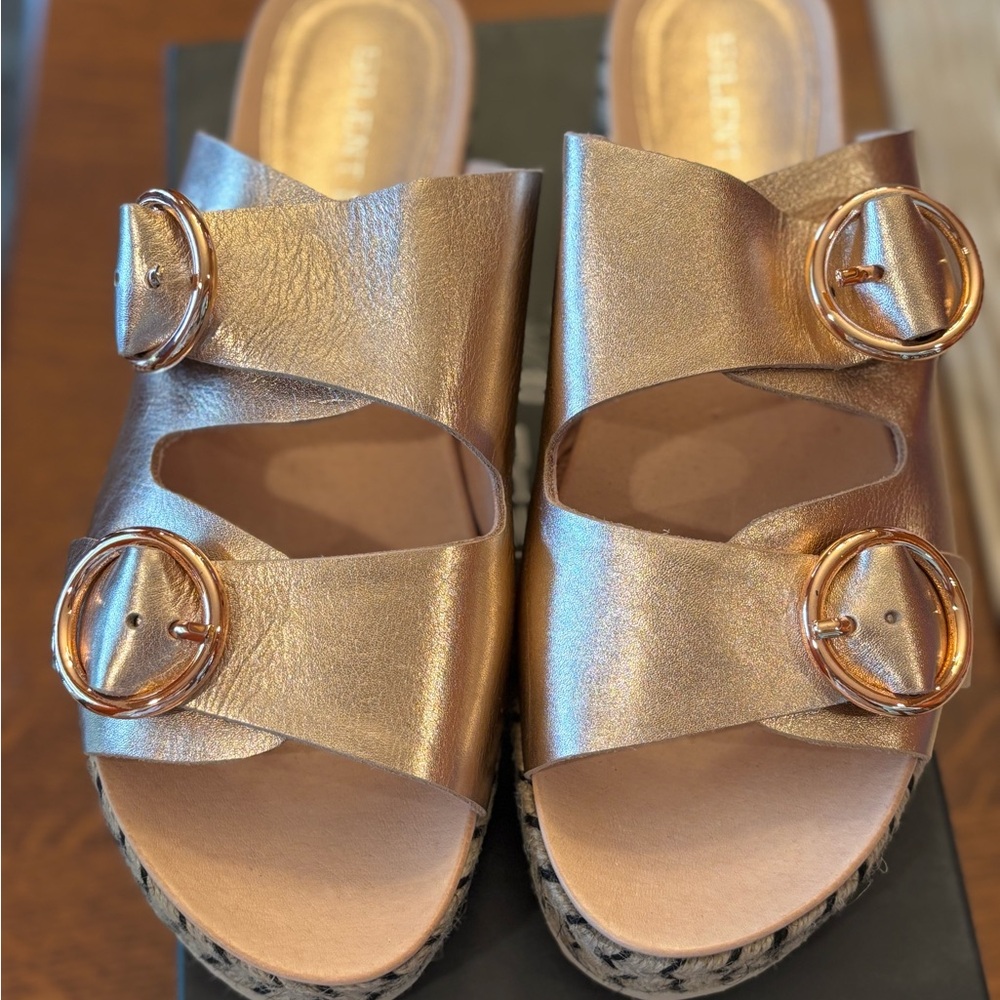 Elegant Rose Gold Sandals with Buckle Detail